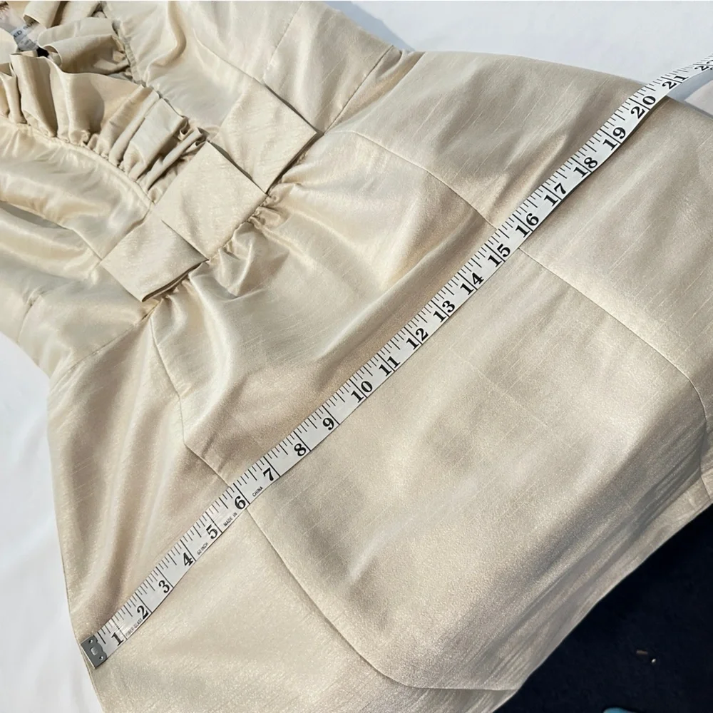 ALFRED‎ SUNG Champagne Ruffled Cocktail Dress w Bow Detail